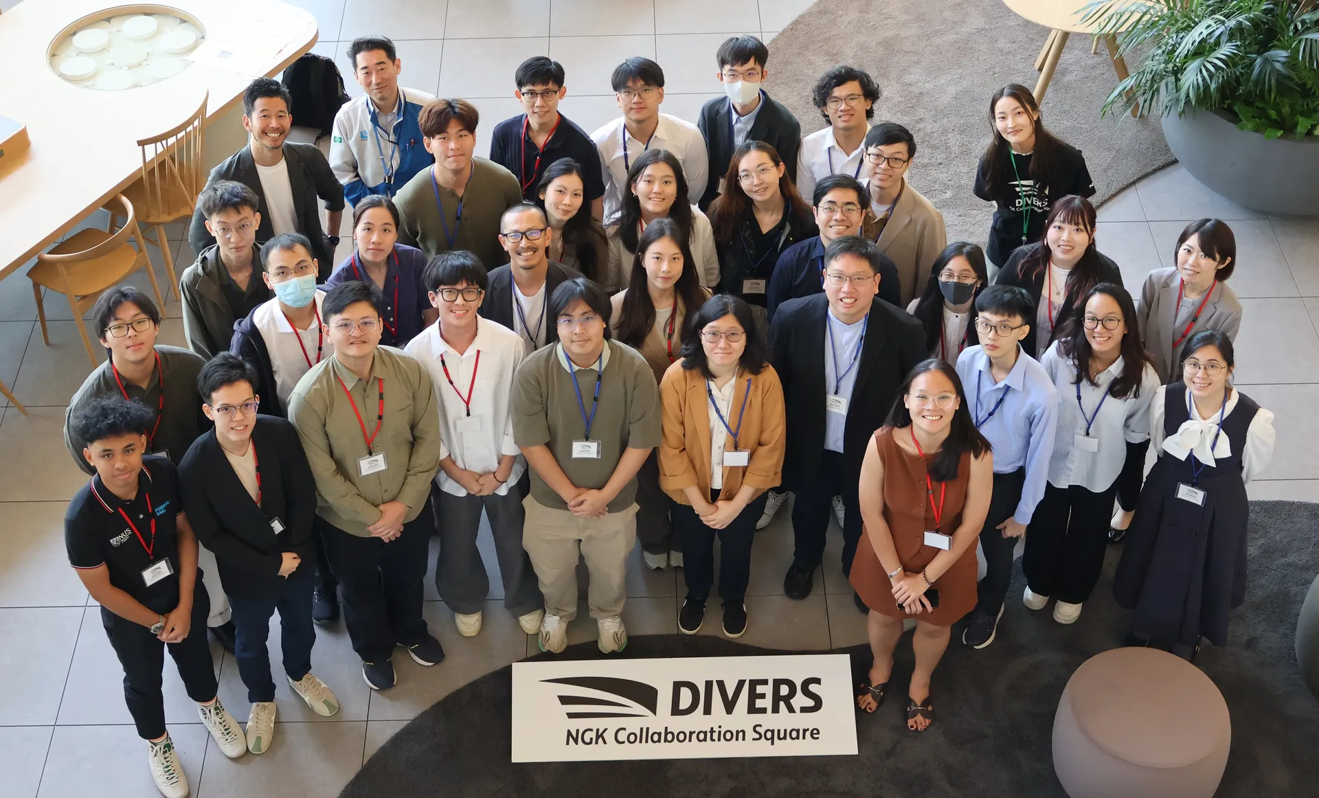 シンガポール国立大学の学生が来館