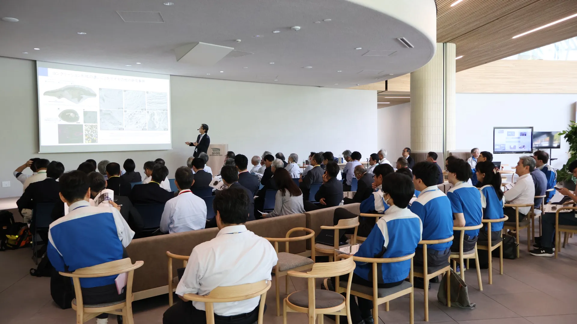 次世代シーリング技術の講演会を開催