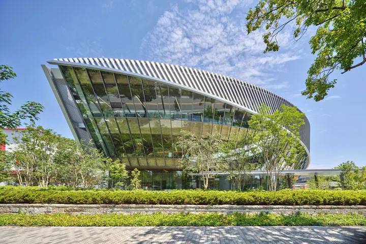 NGK Collaboration Square DIVERS外観